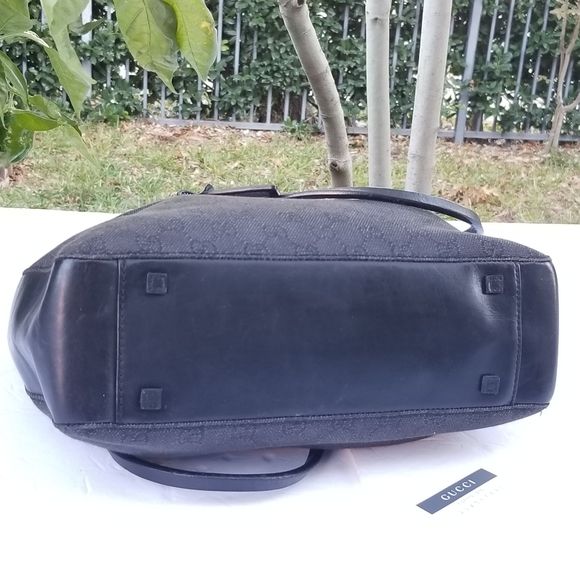 Lovely vintage Gucci GG  dark canvas with leather trim tote handbag - Picture 12 of 16